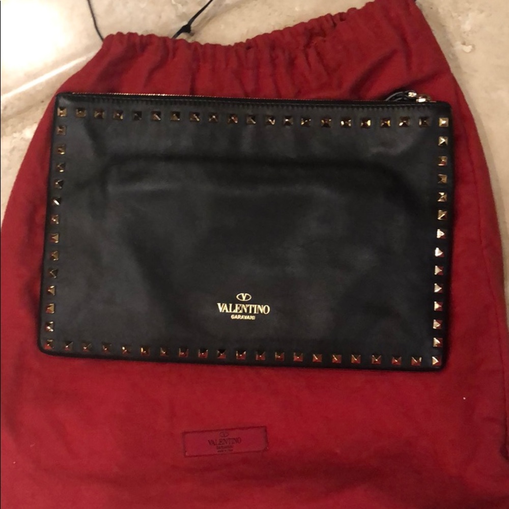 Valentino classic clutch (authentic)